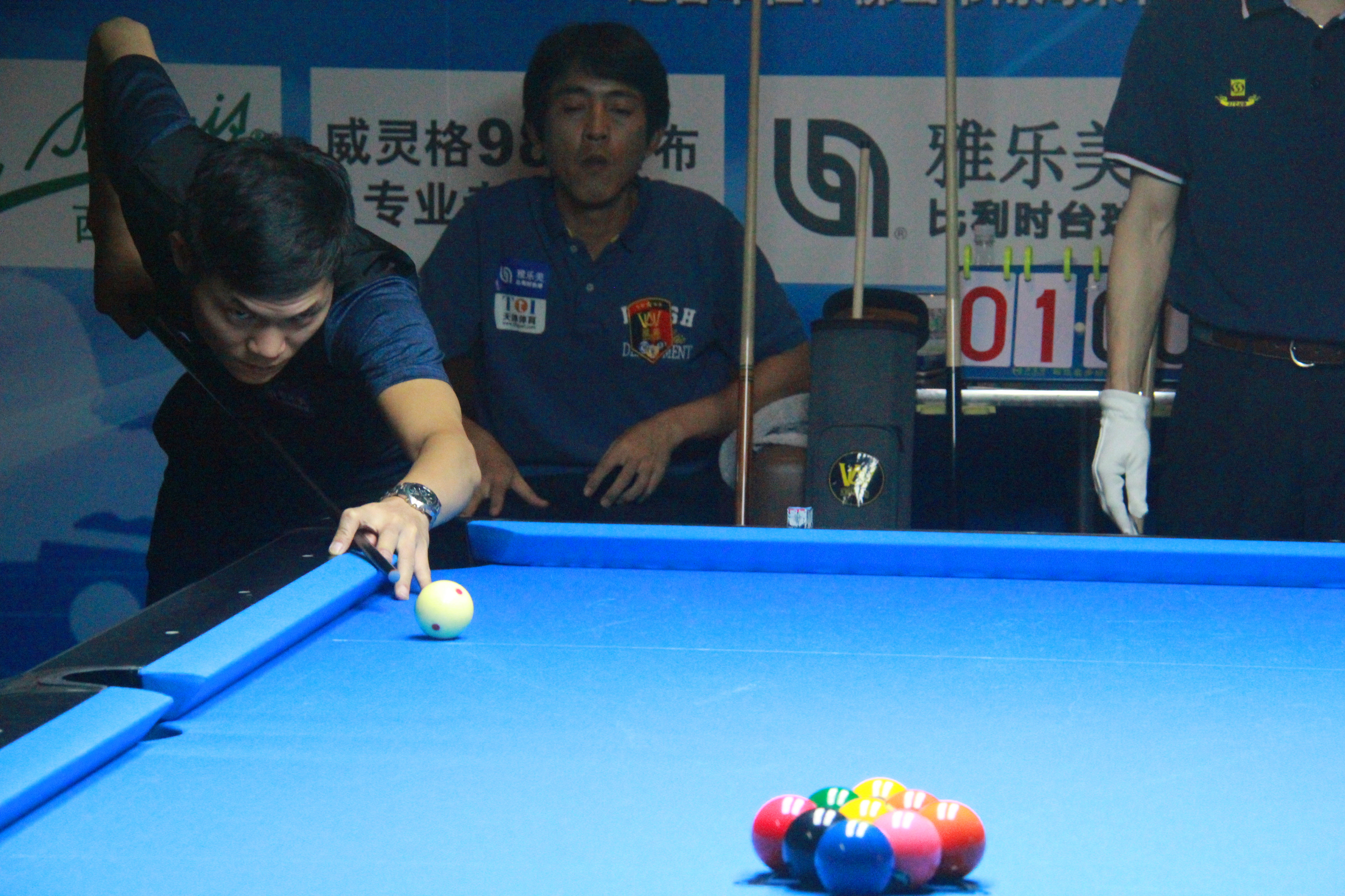 缩小与萨拉 缩小与萨拉